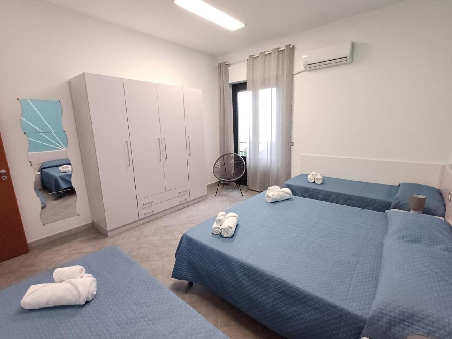 Villa Anita Apartments Capo dʼOrlando Exterior foto